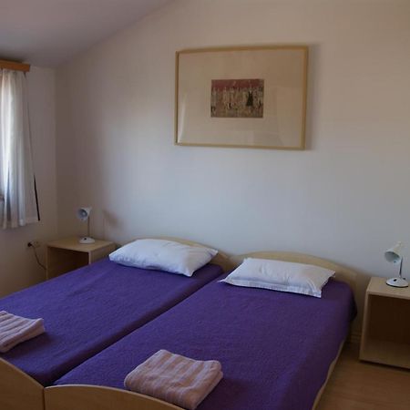 Apartman Adriatic Пула Екстериор снимка