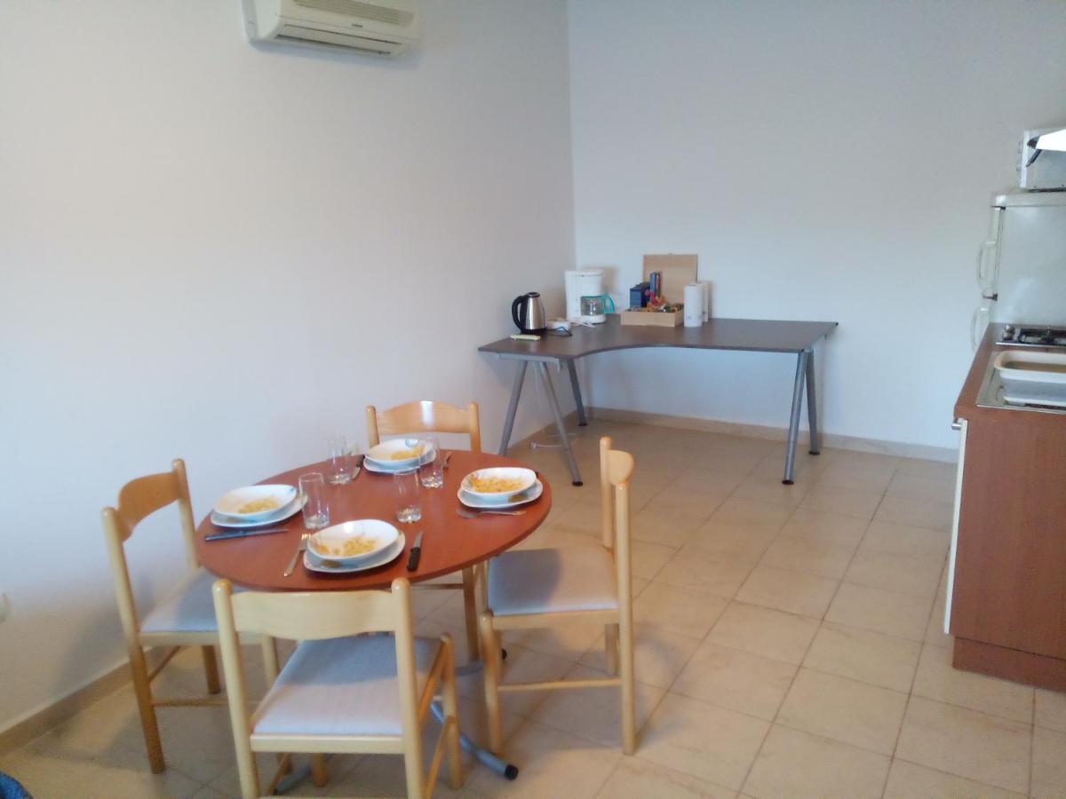 Apartman Adriatic Пула Екстериор снимка