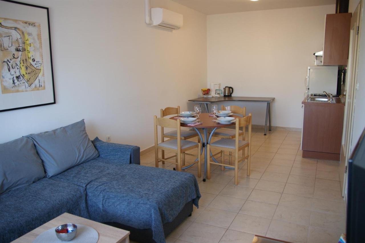 Apartman Adriatic Пула Екстериор снимка