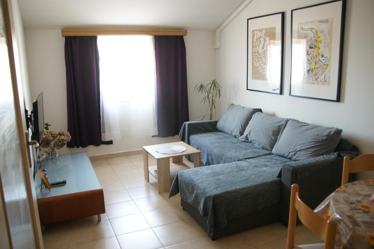 Apartman Adriatic Пула Екстериор снимка