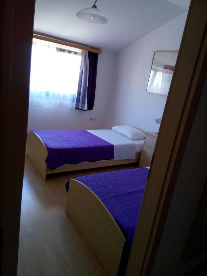 Apartman Adriatic Пула Екстериор снимка
