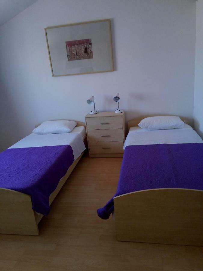 Apartman Adriatic Пула Екстериор снимка