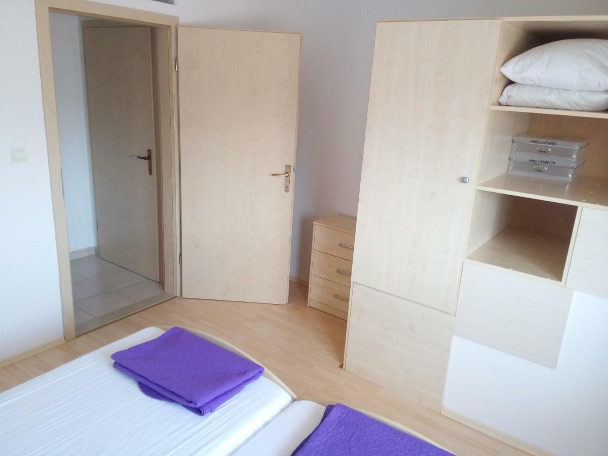 Apartman Adriatic Пула Екстериор снимка